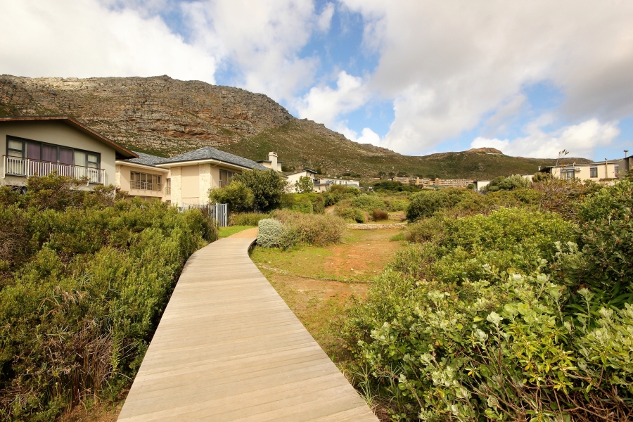 4 Bedroom Property for Sale in Stonehurst Mountain Estate Western Cape